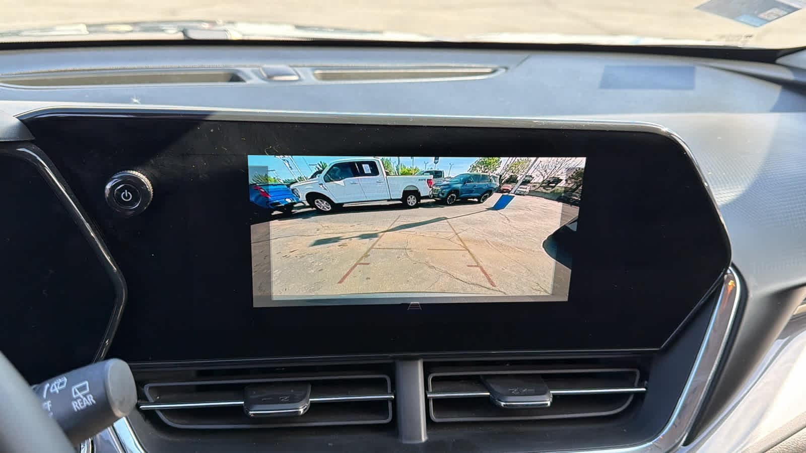 Thumbnail: 2024 Chevrolet Trax - 16