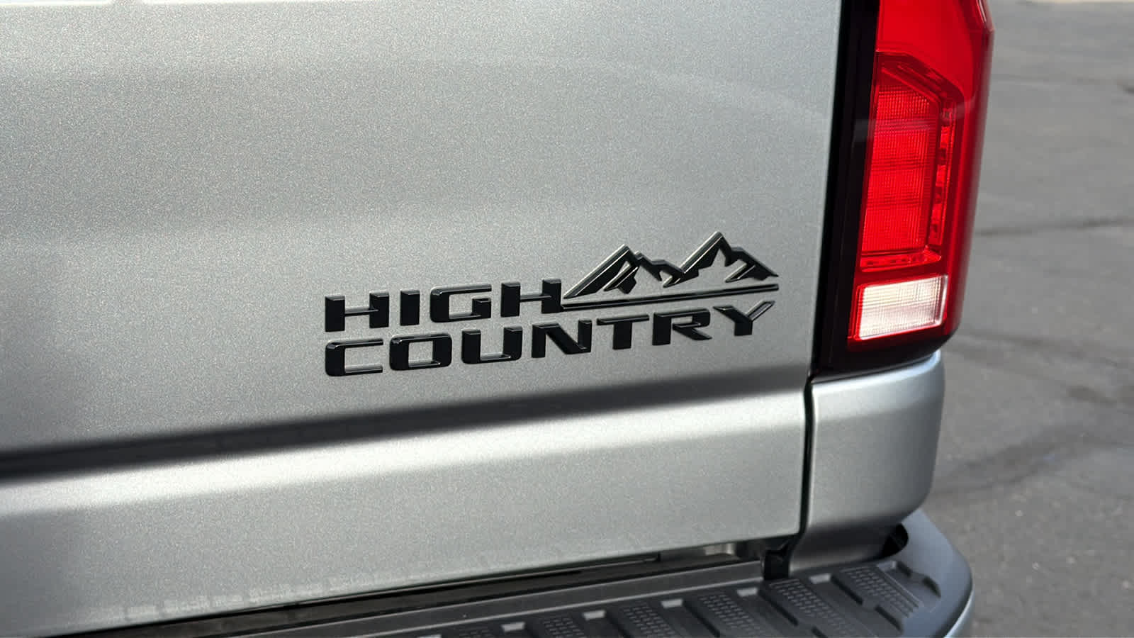 Thumbnail: 2026 Chevrolet Silverado 2500 - 28