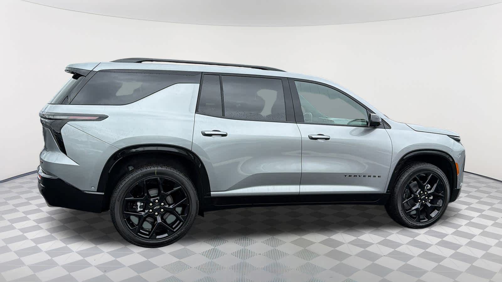 Thumbnail: 2026 Chevrolet Traverse - 4