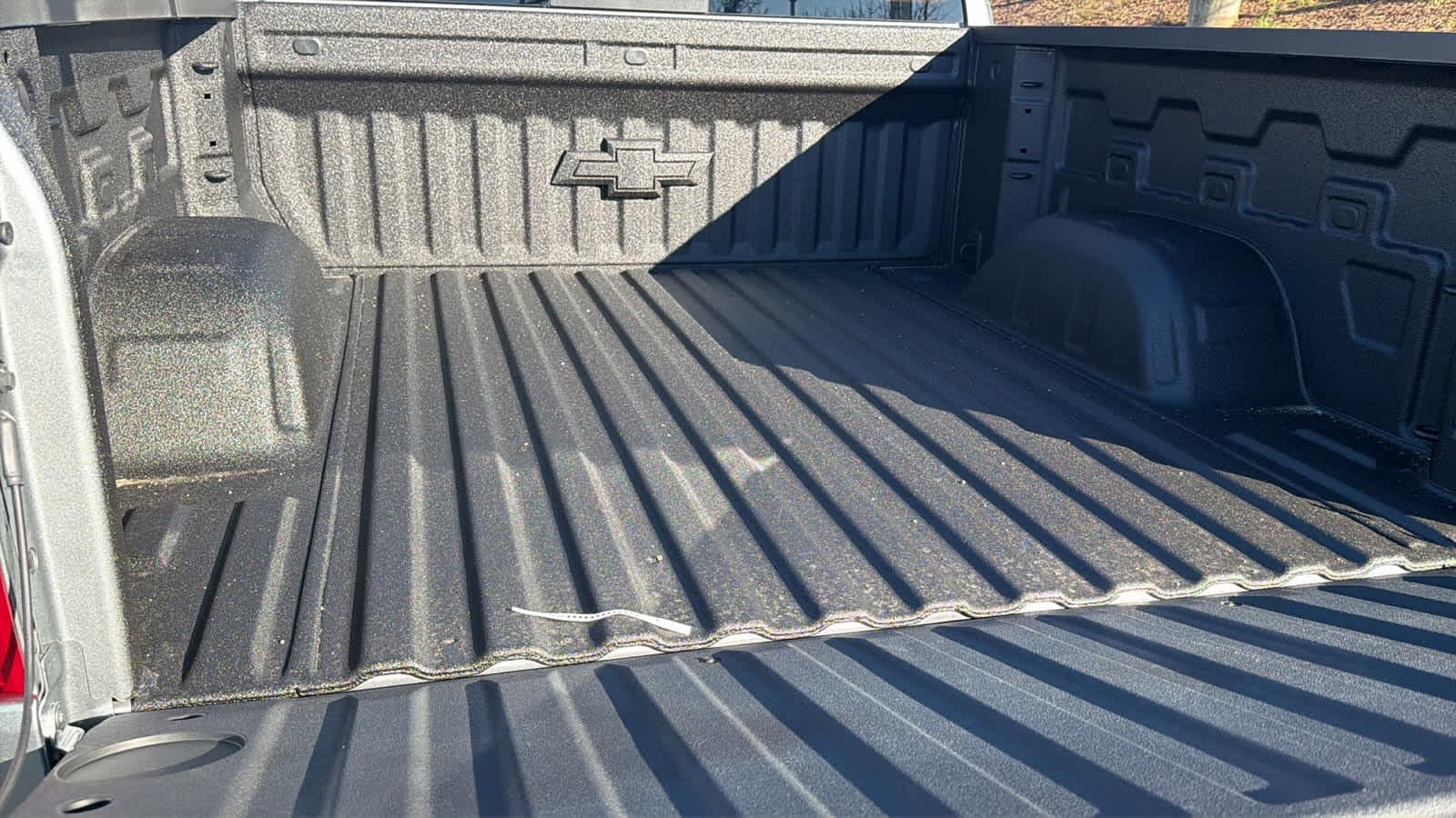 Thumbnail: 2026 Chevrolet Silverado 1500 - 27