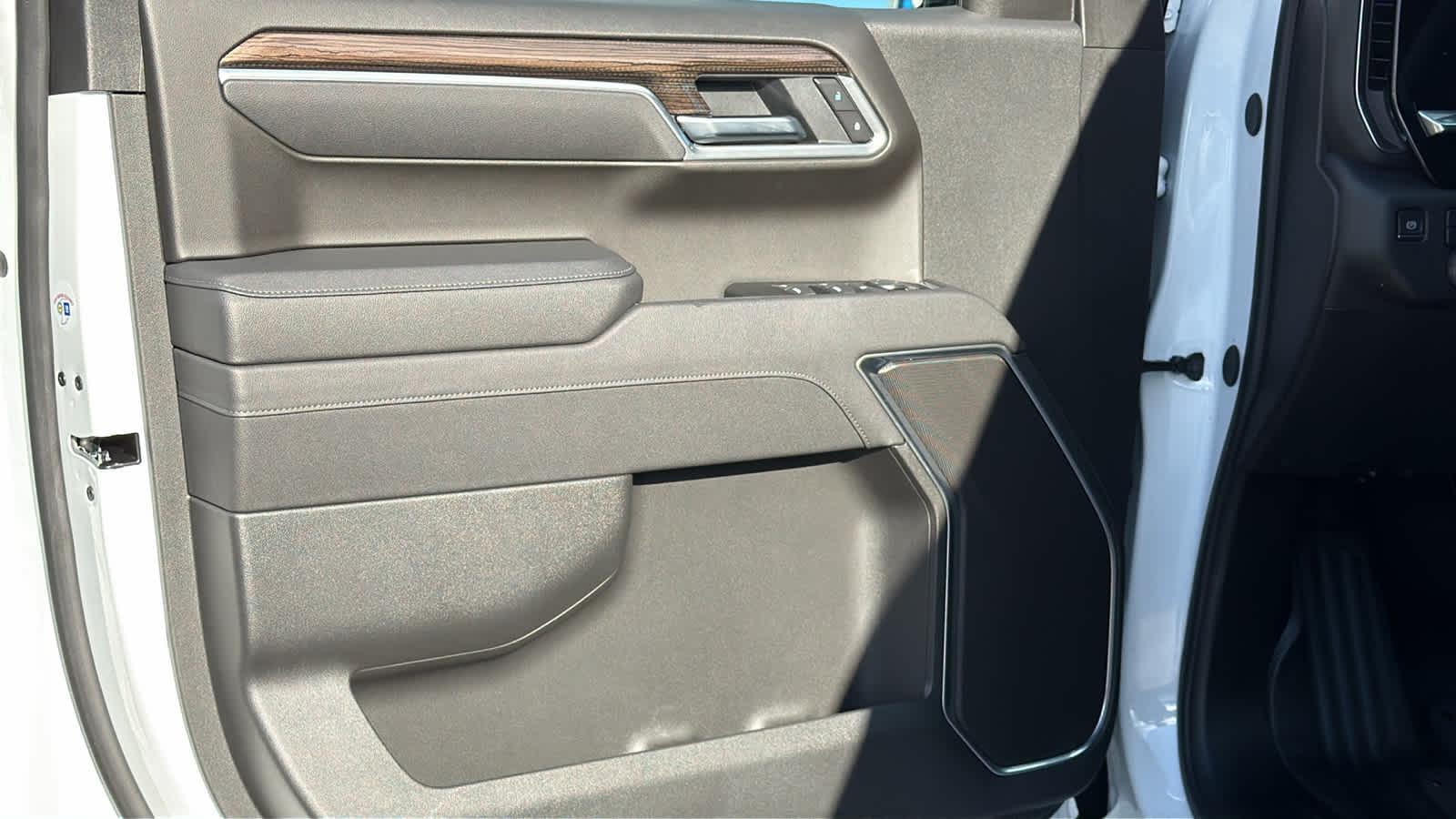 Thumbnail: 2025 Chevrolet Silverado 1500 - 23