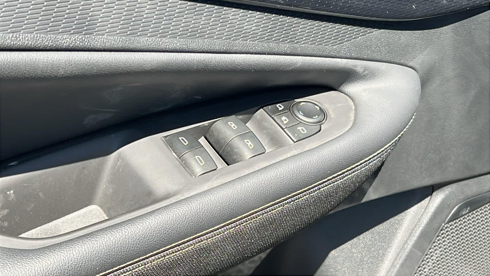 Thumbnail: 2024 Chevrolet Blazer EV - 22