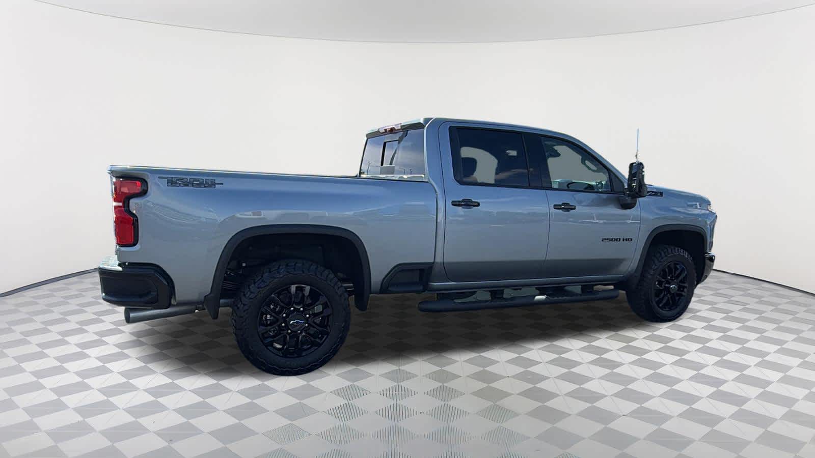 Thumbnail: 2026 Chevrolet Silverado 2500 - 4