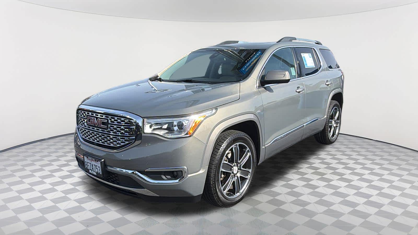 2019 GMC Acadia Denali AWD's photo