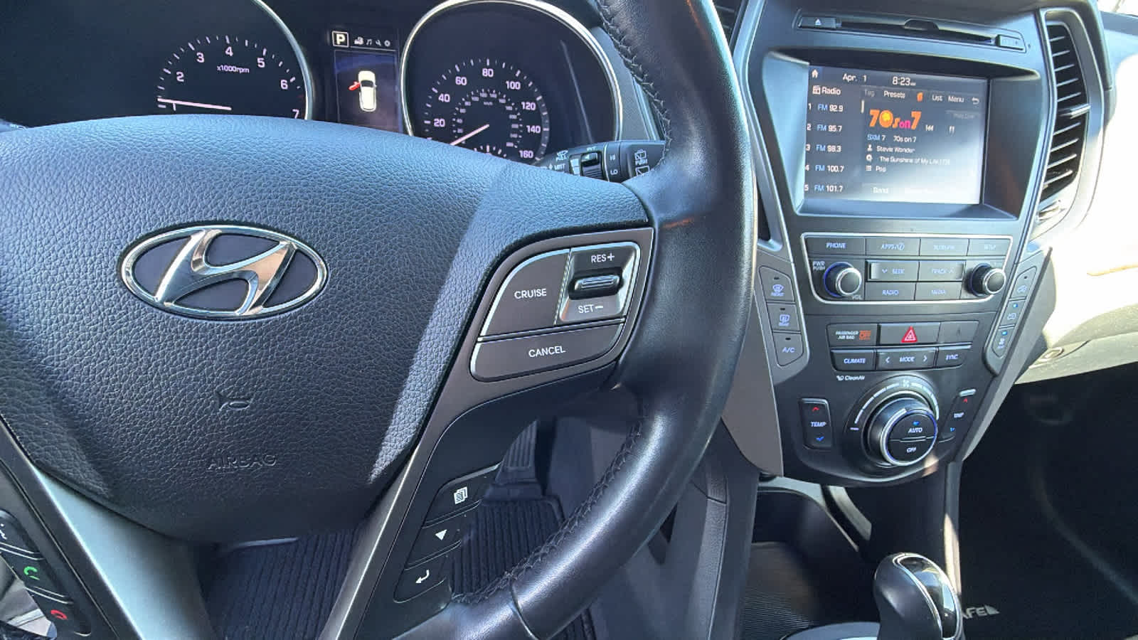 Thumbnail: 2017 Hyundai Santa Fe - 20