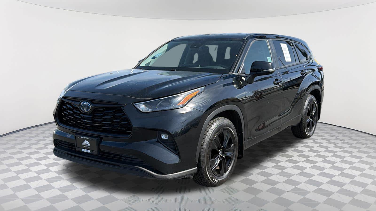 2024 Toyota Highlander LE -
                  Redding, CA