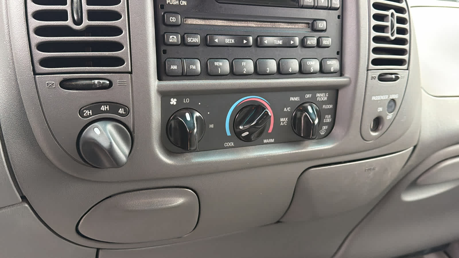 Thumbnail: 2000 Ford F-150 - 13