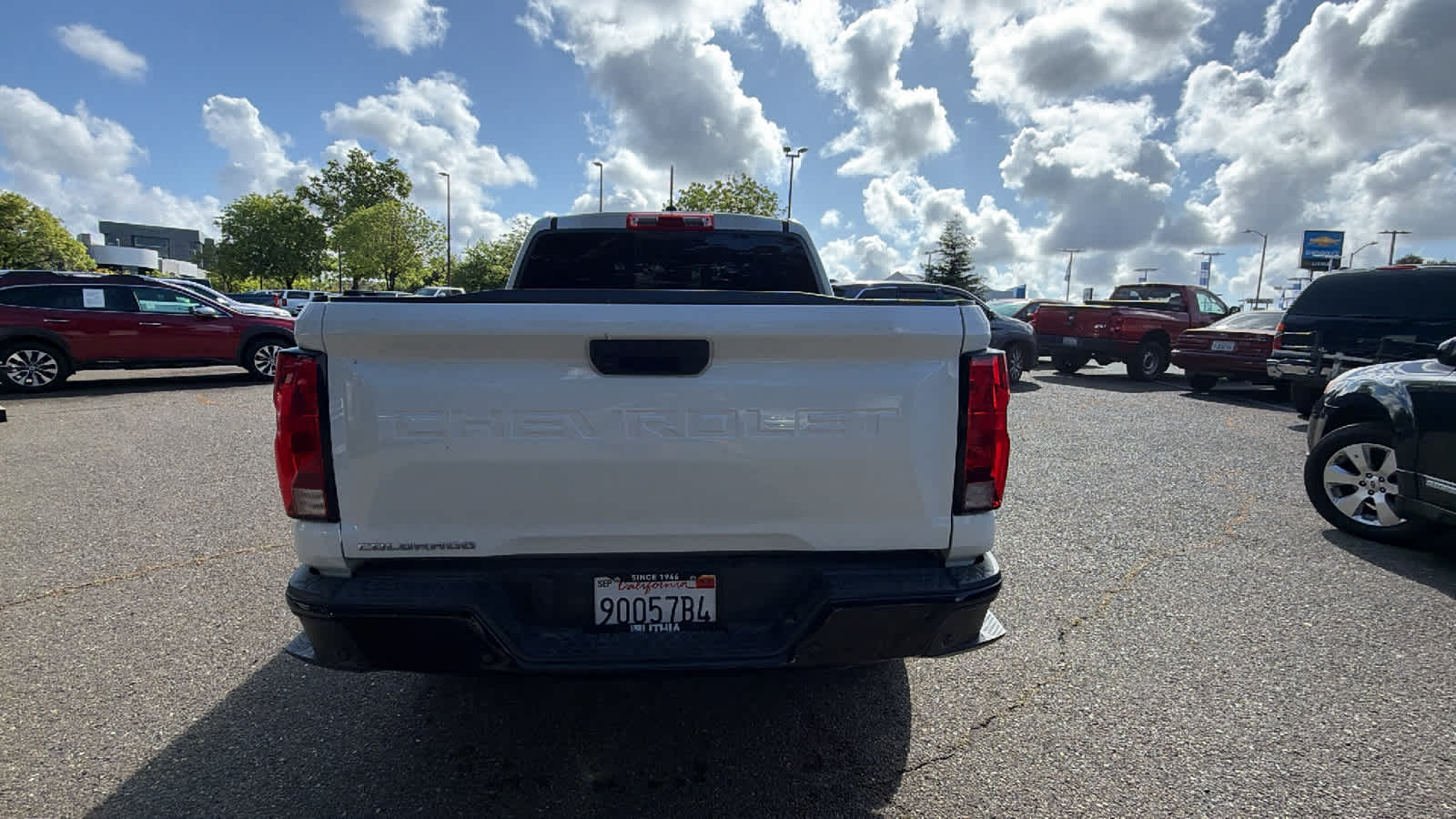 Thumbnail: 2023 Chevrolet Colorado - 6