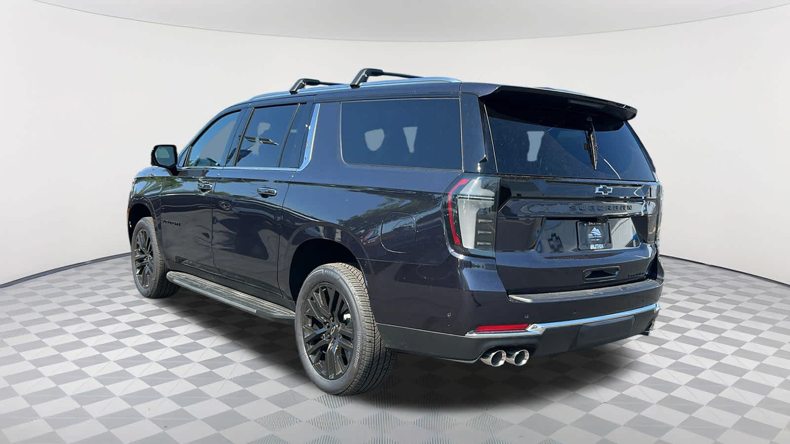 Thumbnail: 2025 Chevrolet Suburban - 7