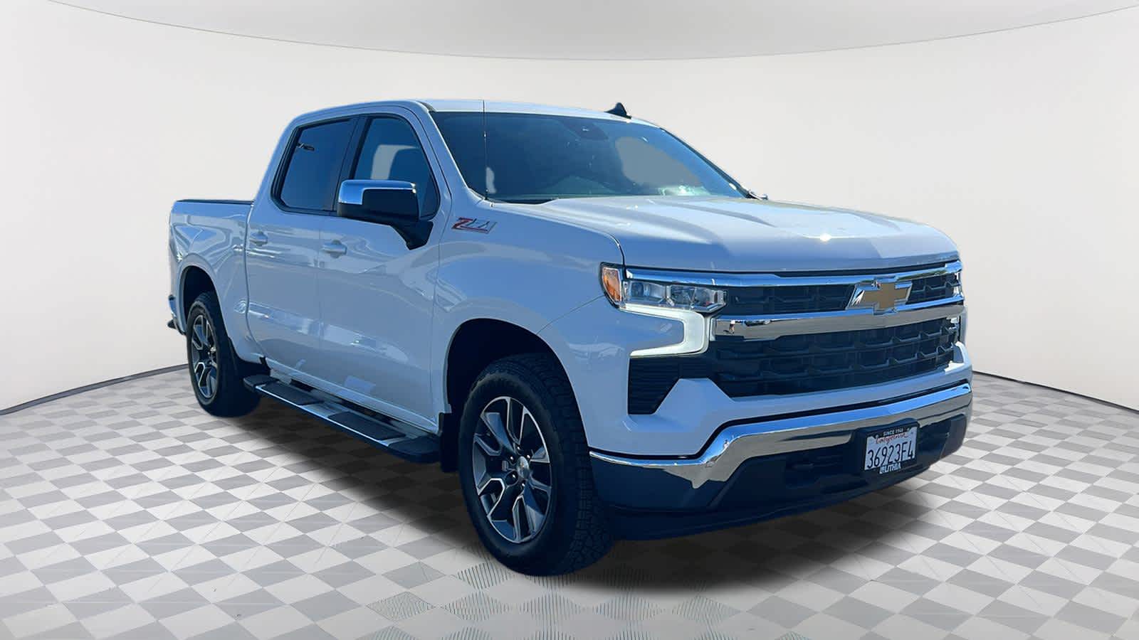 Thumbnail: 2025 Chevrolet Silverado 1500 - 3