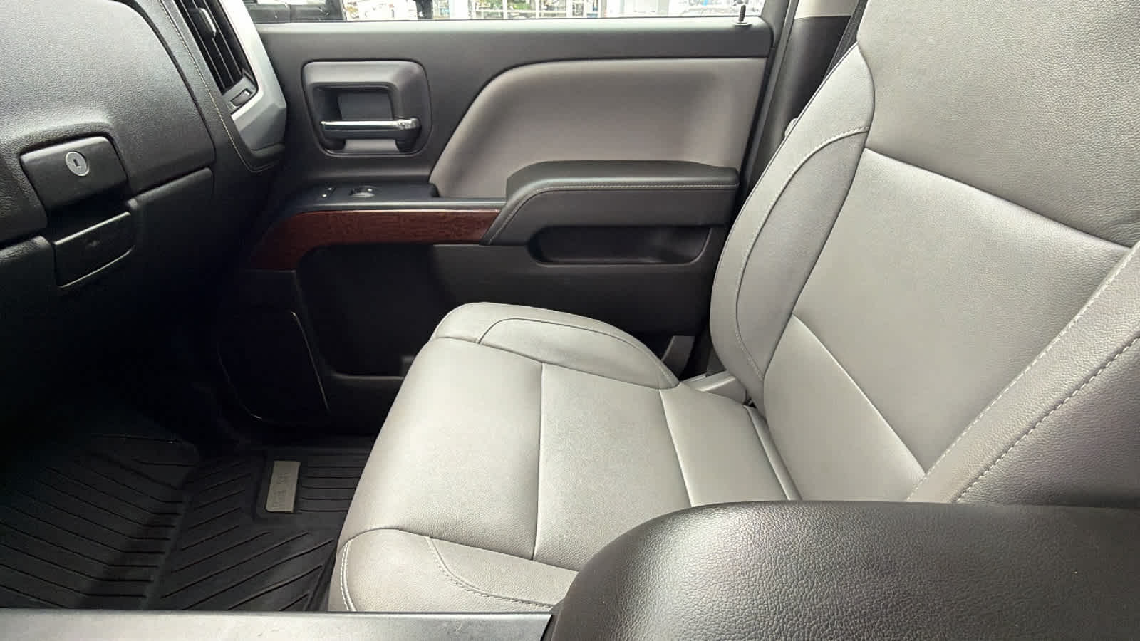 Thumbnail: 2018 GMC Sierra 2500 - 12