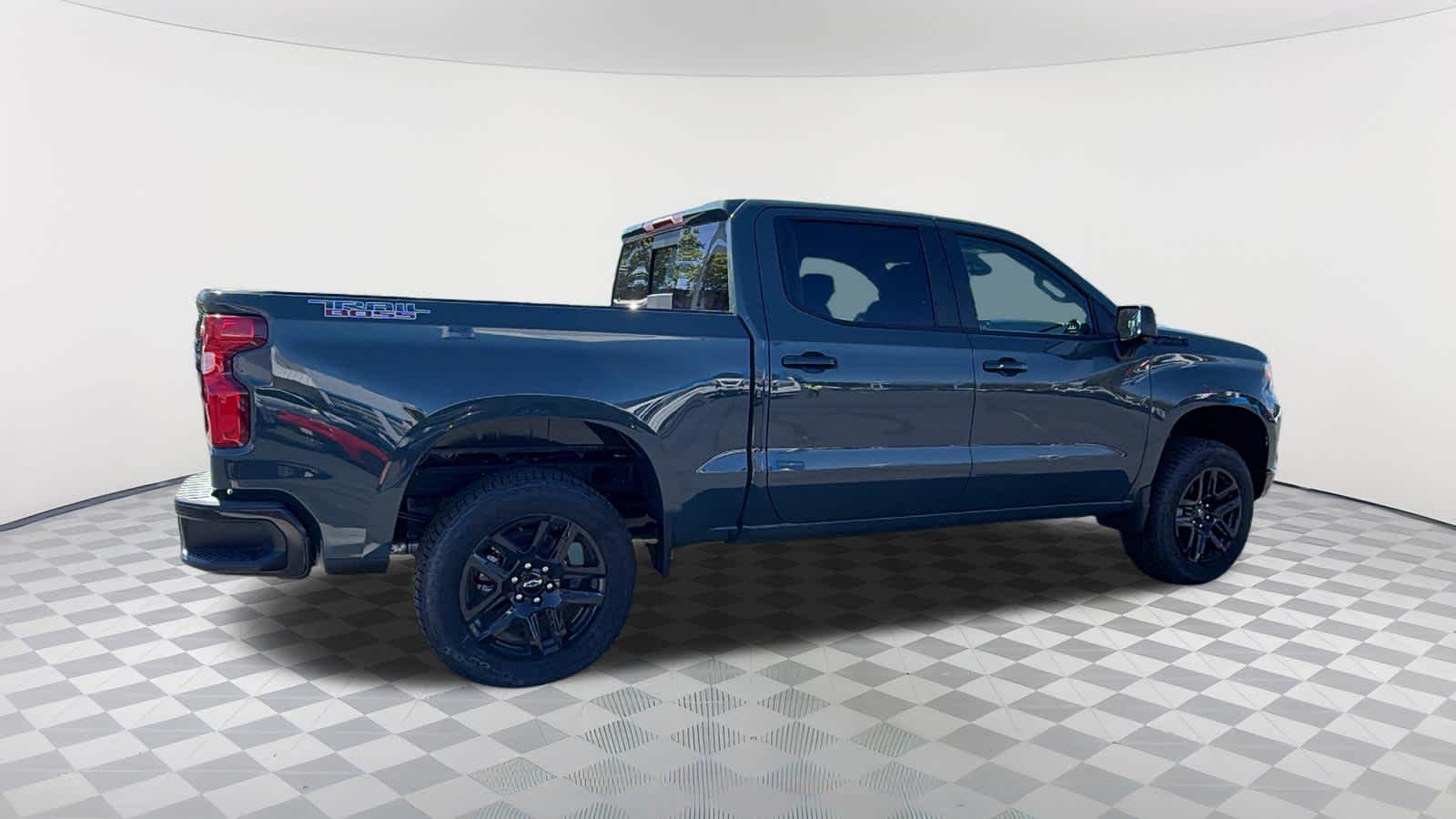 Thumbnail: 2026 Chevrolet Silverado 1500 - 4