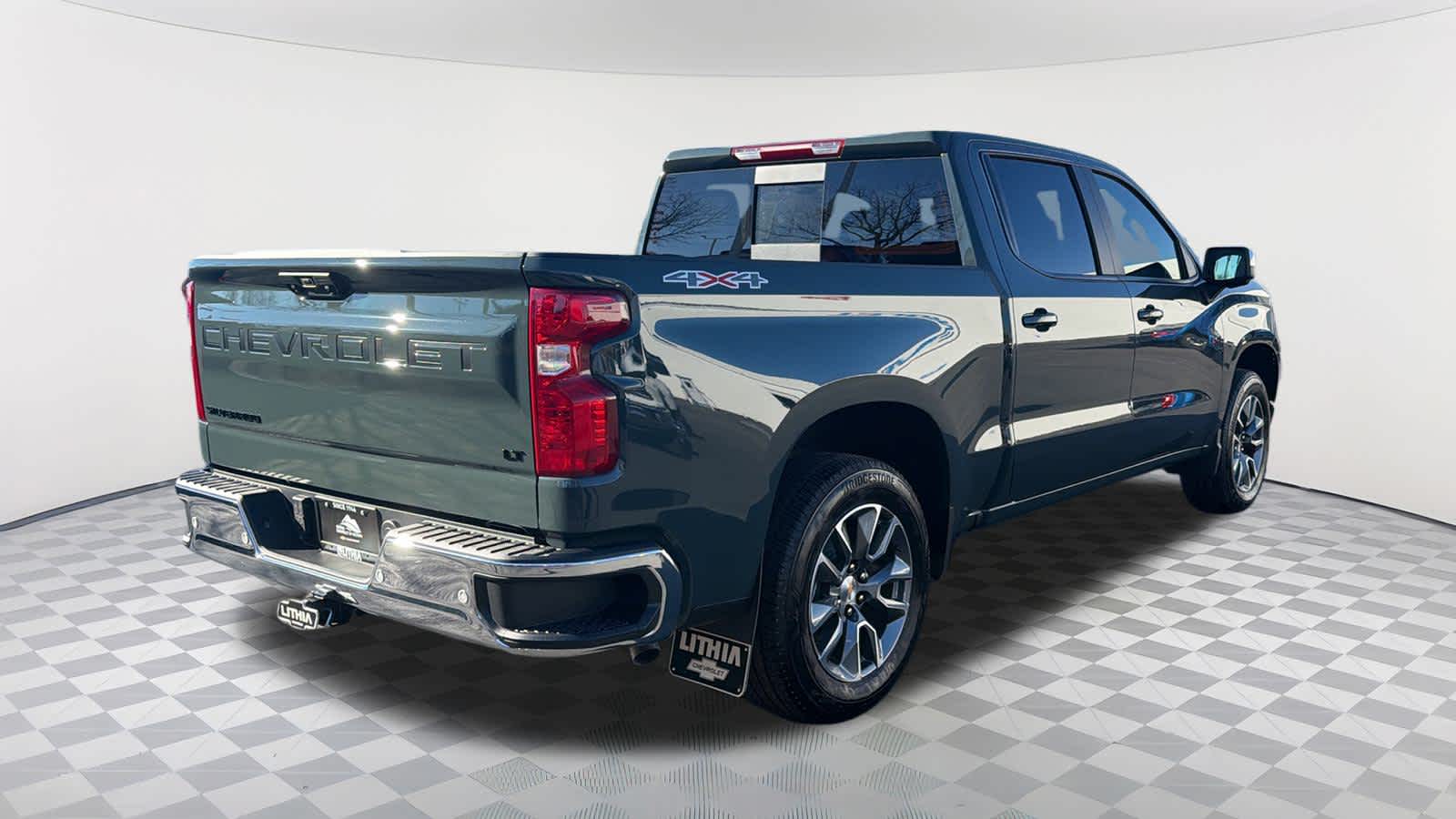 Thumbnail: 2026 Chevrolet Silverado 1500 - 5