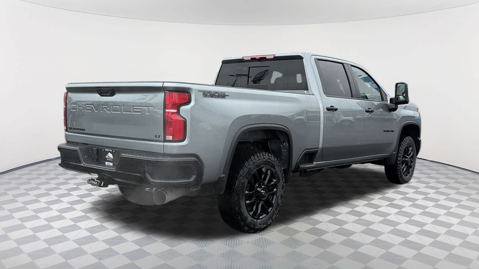 Thumbnail: 2026 Chevrolet Silverado 3500 - 5