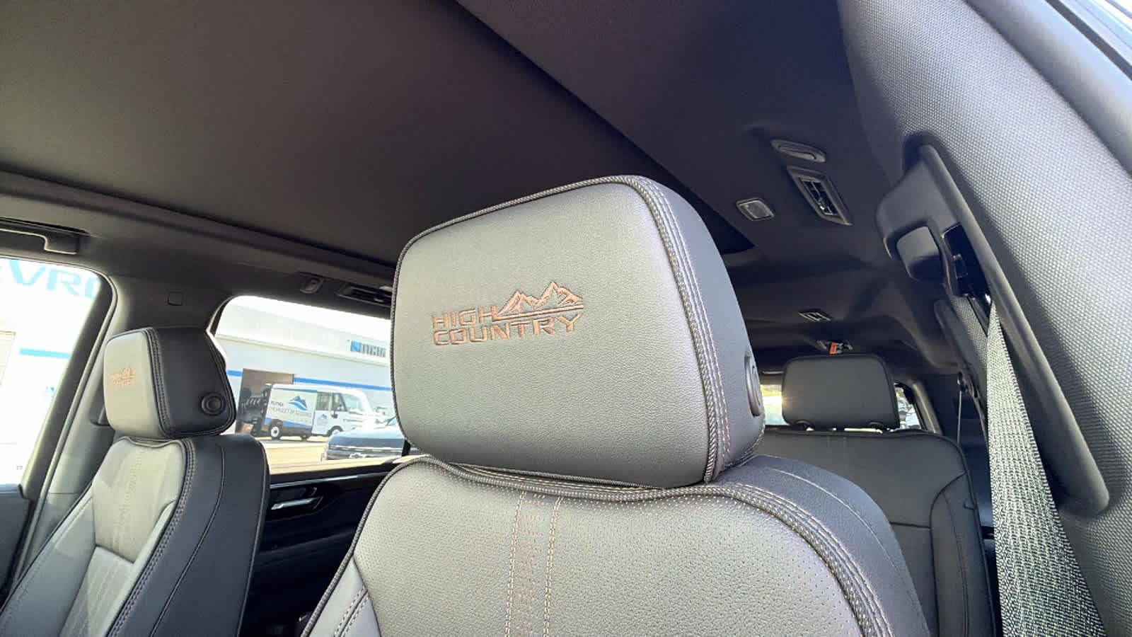 2026 Chevrolet Suburban High Country - Photo 11