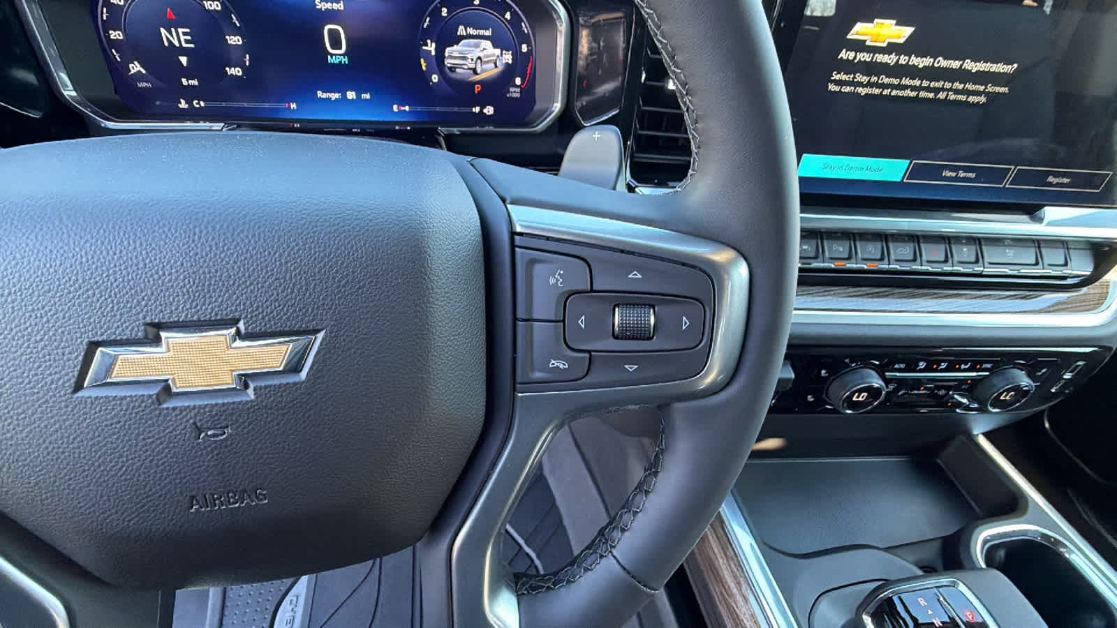 Thumbnail: 2026 Chevrolet Silverado 1500 - 20