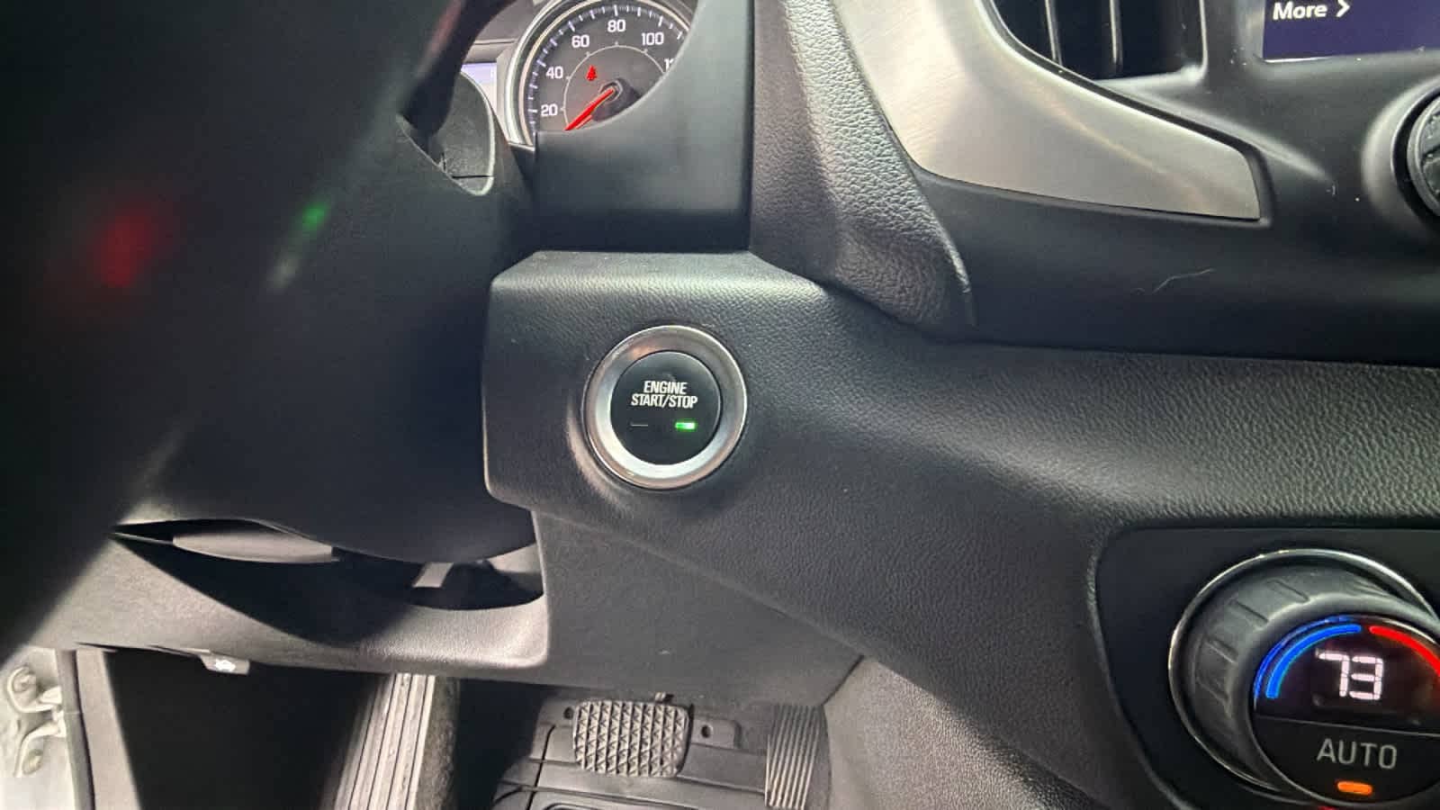 Thumbnail: 2020 GMC Terrain - 17