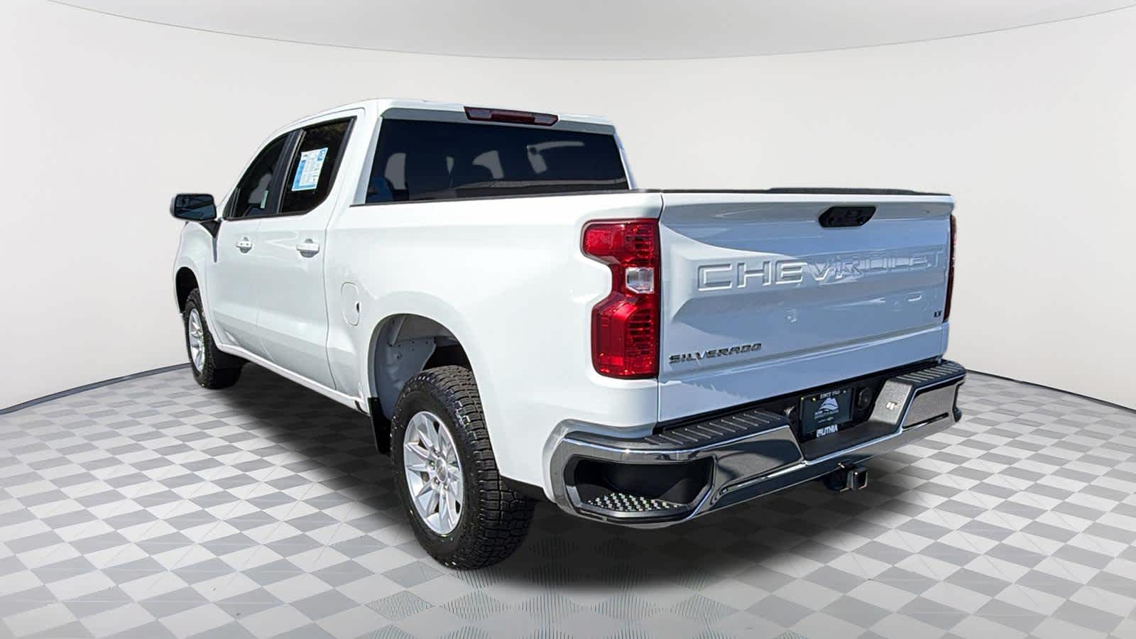 2025 Chevrolet Silverado 1500 LT - Photo 7