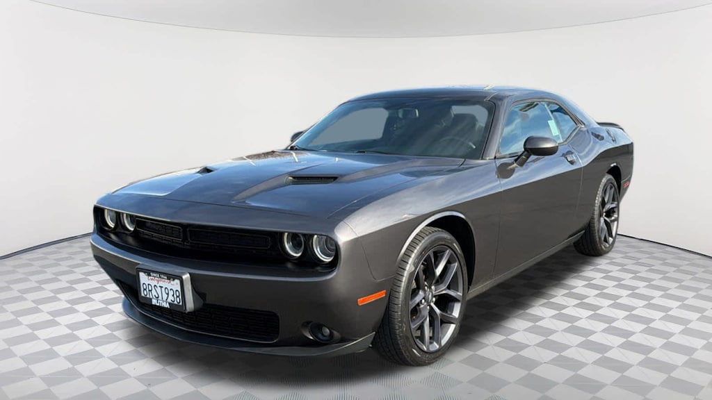Used 2020 Dodge Challenger SXT