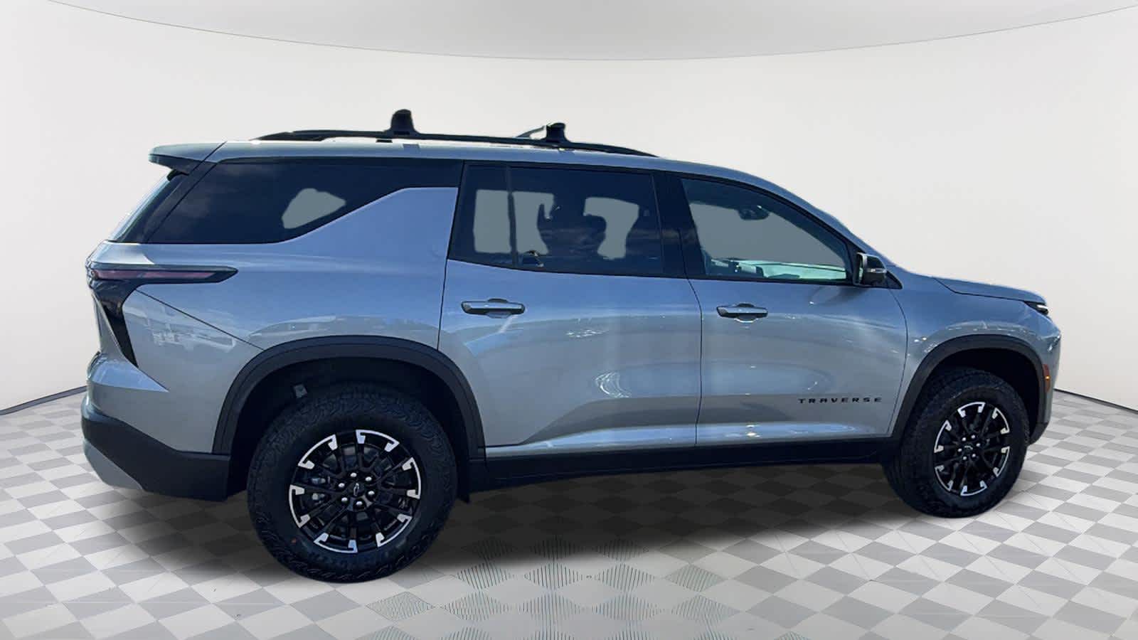 Thumbnail: 2026 Chevrolet Traverse - 4