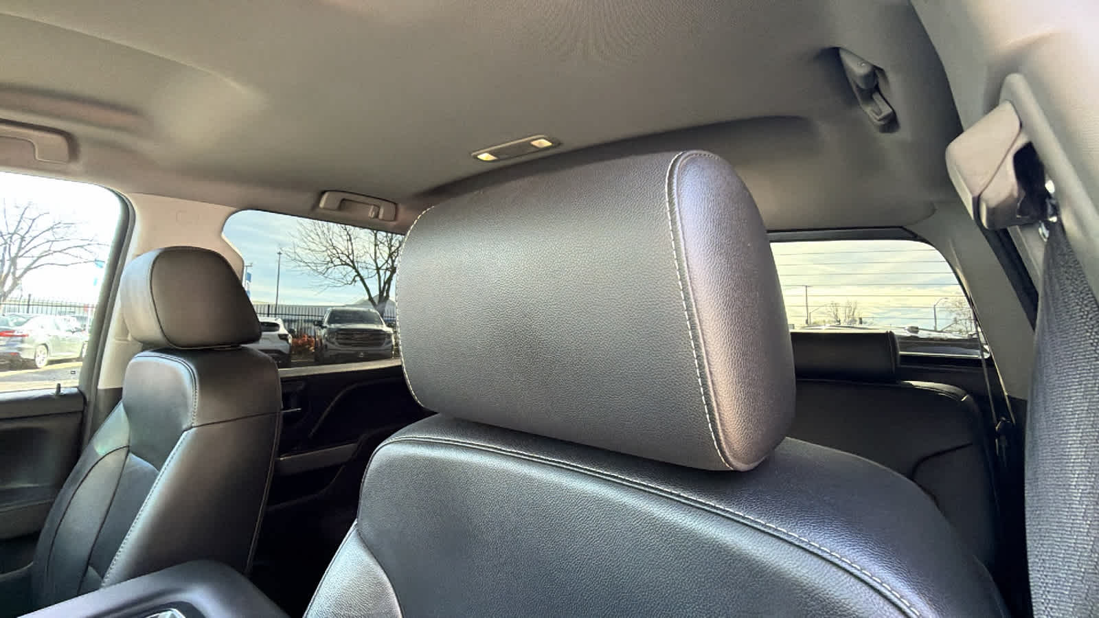 Thumbnail: 2018 Chevrolet Silverado 1500 - 12