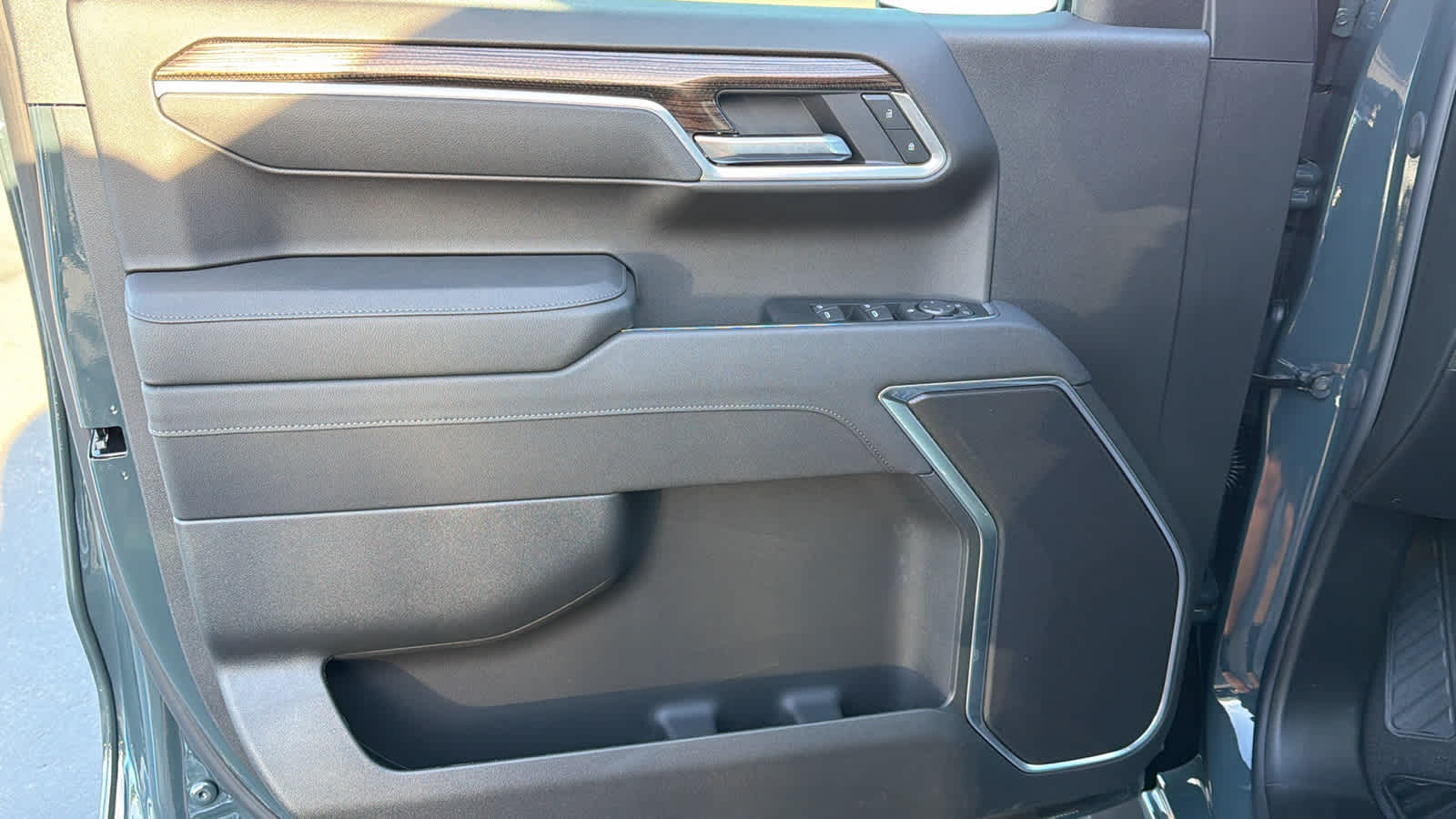 2026 Chevrolet Silverado 1500 LT - Photo 23