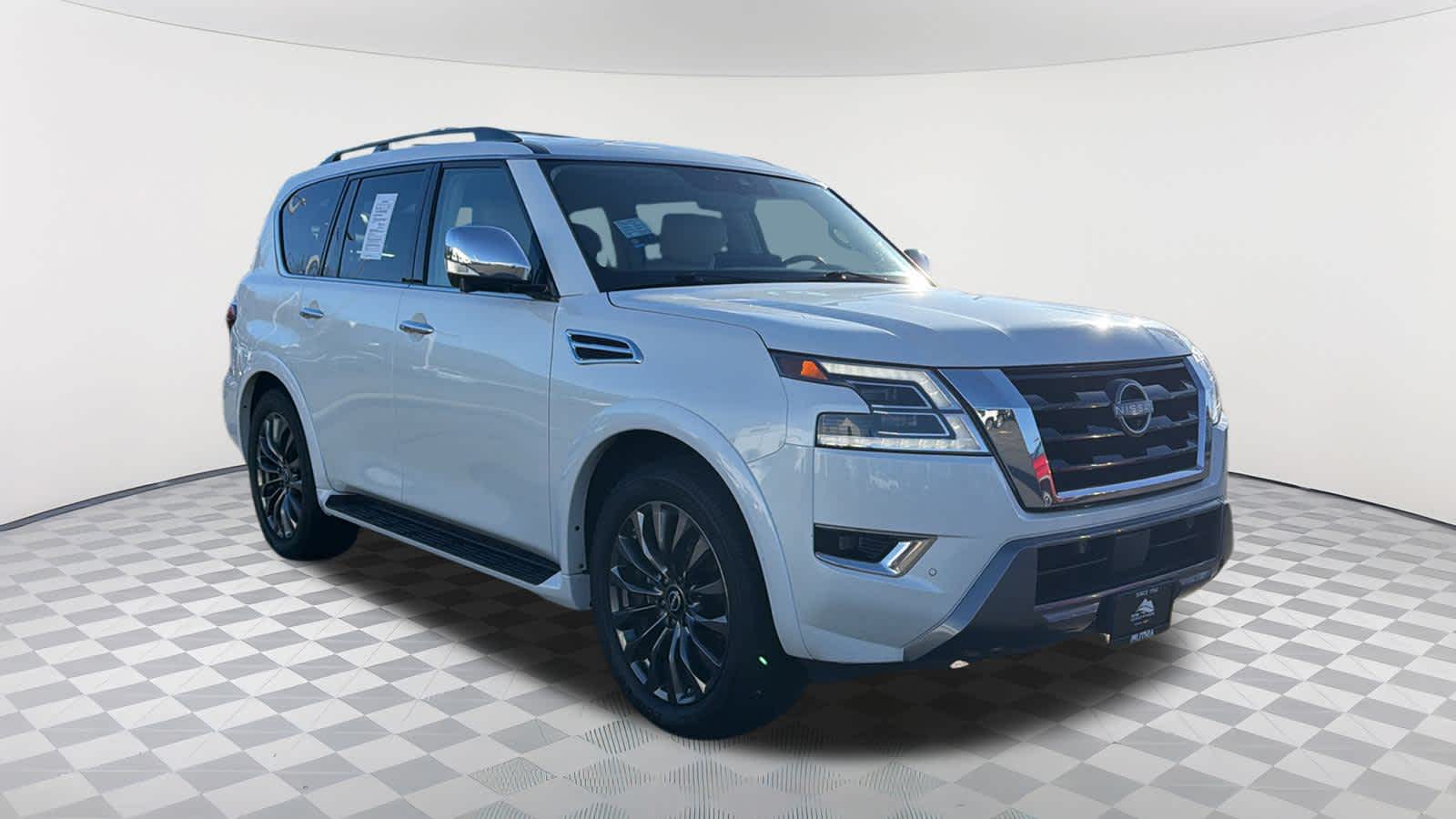 Thumbnail: 2023 Nissan Armada - 3