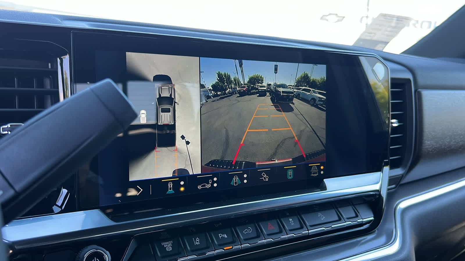 Thumbnail: 2025 Chevrolet Silverado 2500 - 16