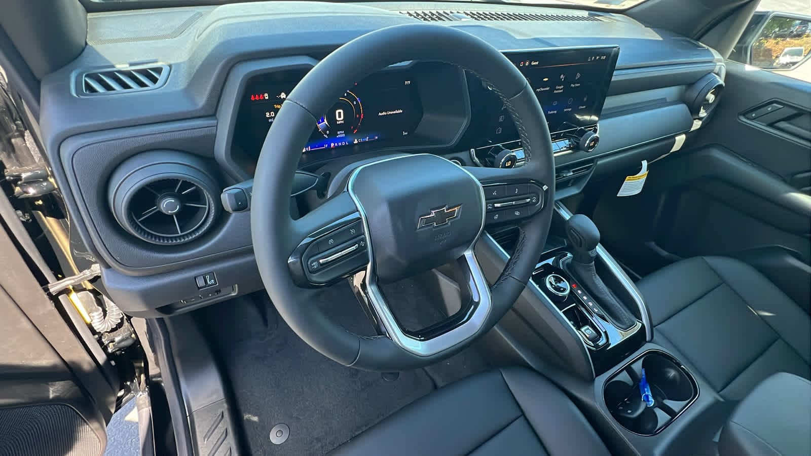 Thumbnail: 2026 Chevrolet Colorado - 10