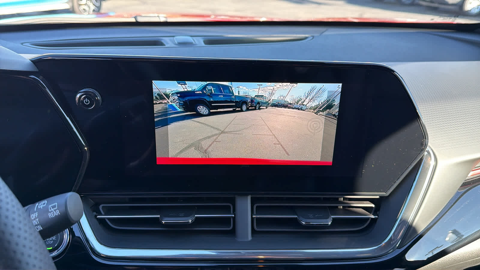 Thumbnail: 2026 Chevrolet Trax - 16