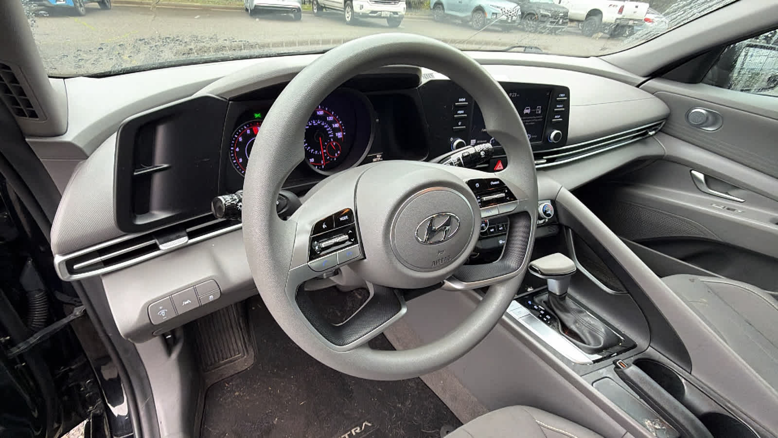 Thumbnail: 2023 Hyundai Elantra - 10