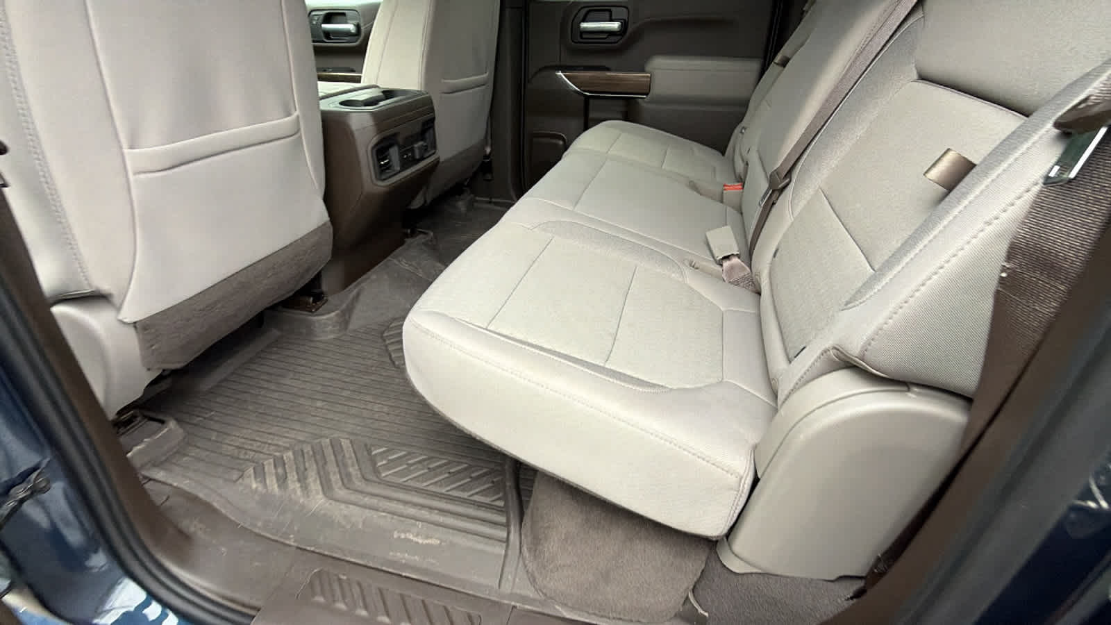 Thumbnail: 2021 Chevrolet Silverado 1500 - 17
