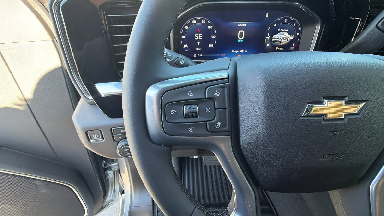 Thumbnail: 2026 Chevrolet Silverado 1500 - 19