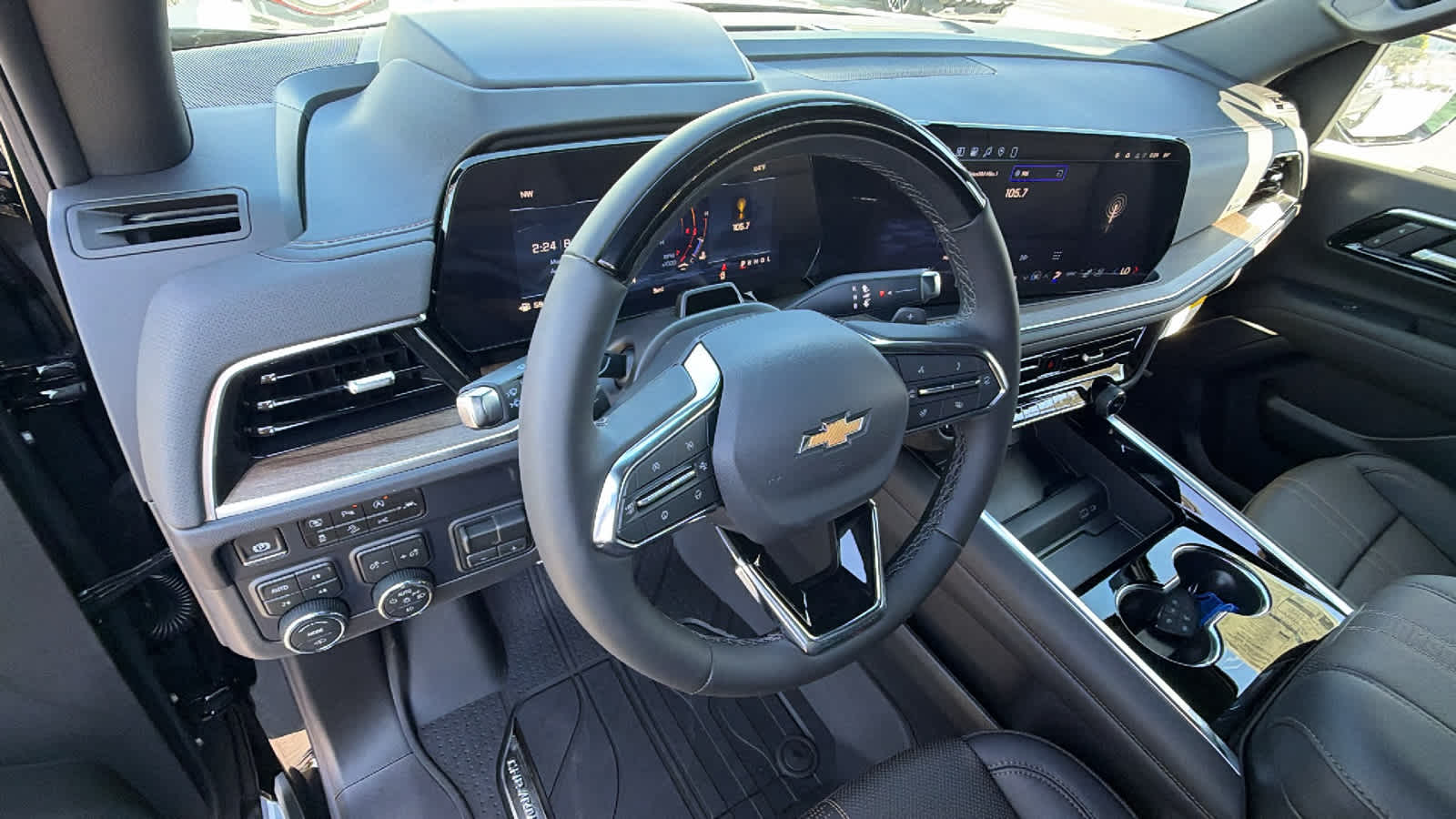 2026 Chevrolet Suburban High Country - Photo 10