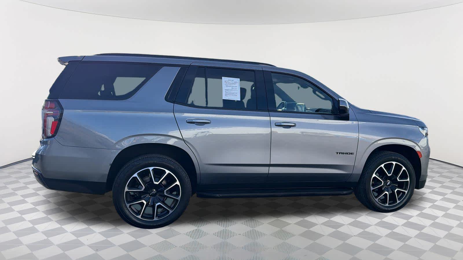 Thumbnail: 2021 Chevrolet Tahoe - 4