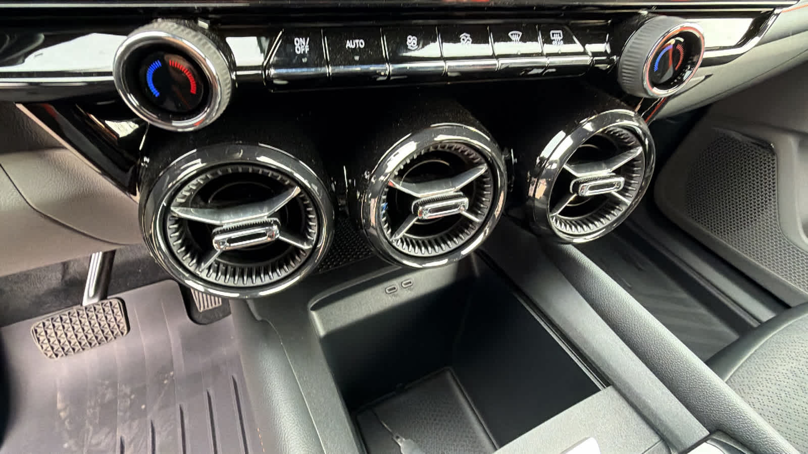 Thumbnail: 2026 Chevrolet Blazer EV - 14