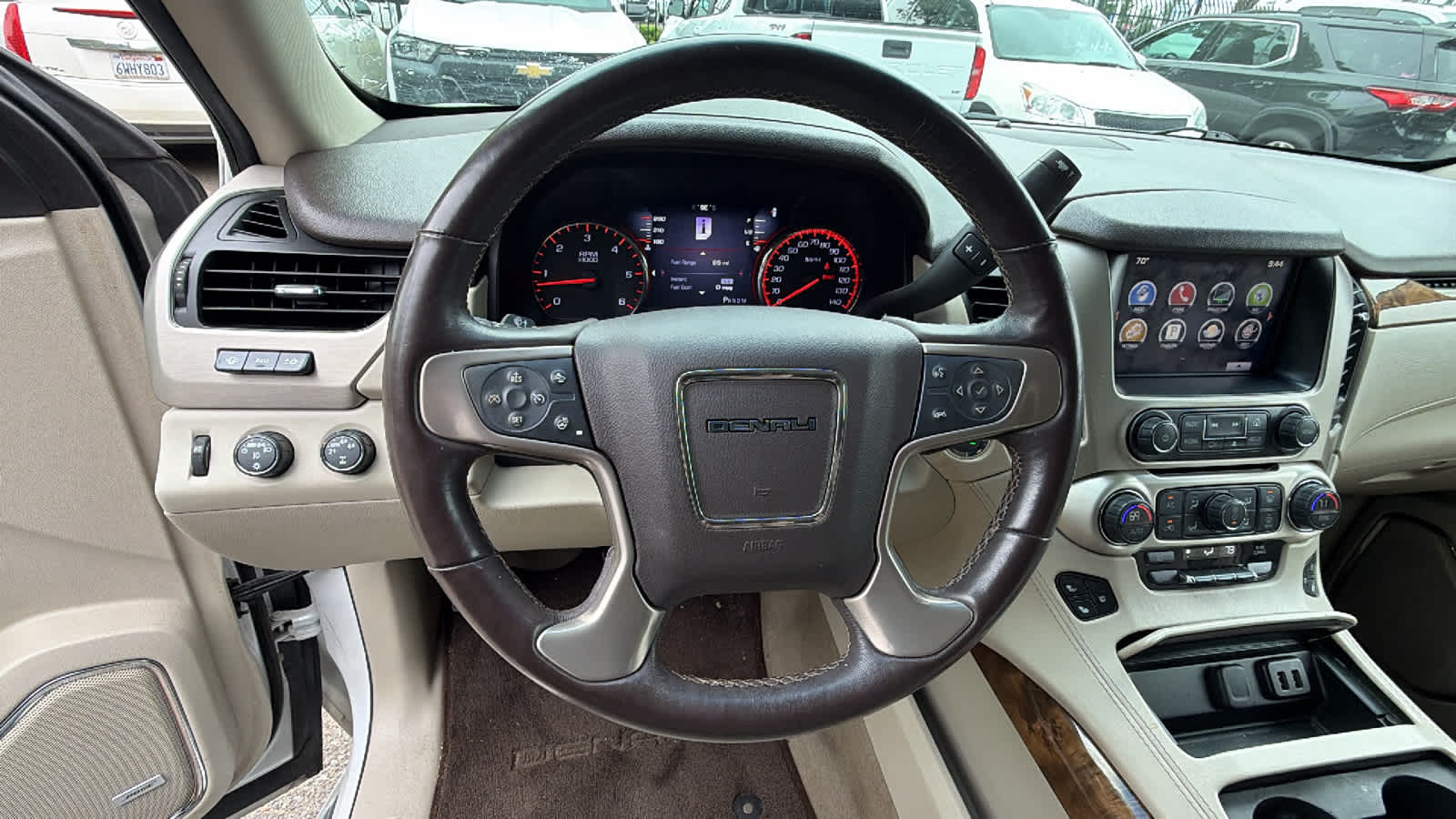 Thumbnail: 2016 GMC Yukon - 16