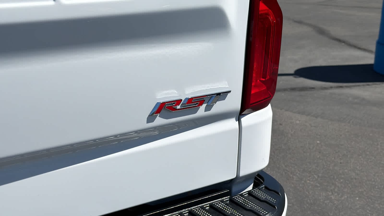 Thumbnail: 2026 Chevrolet Silverado 1500 - 28