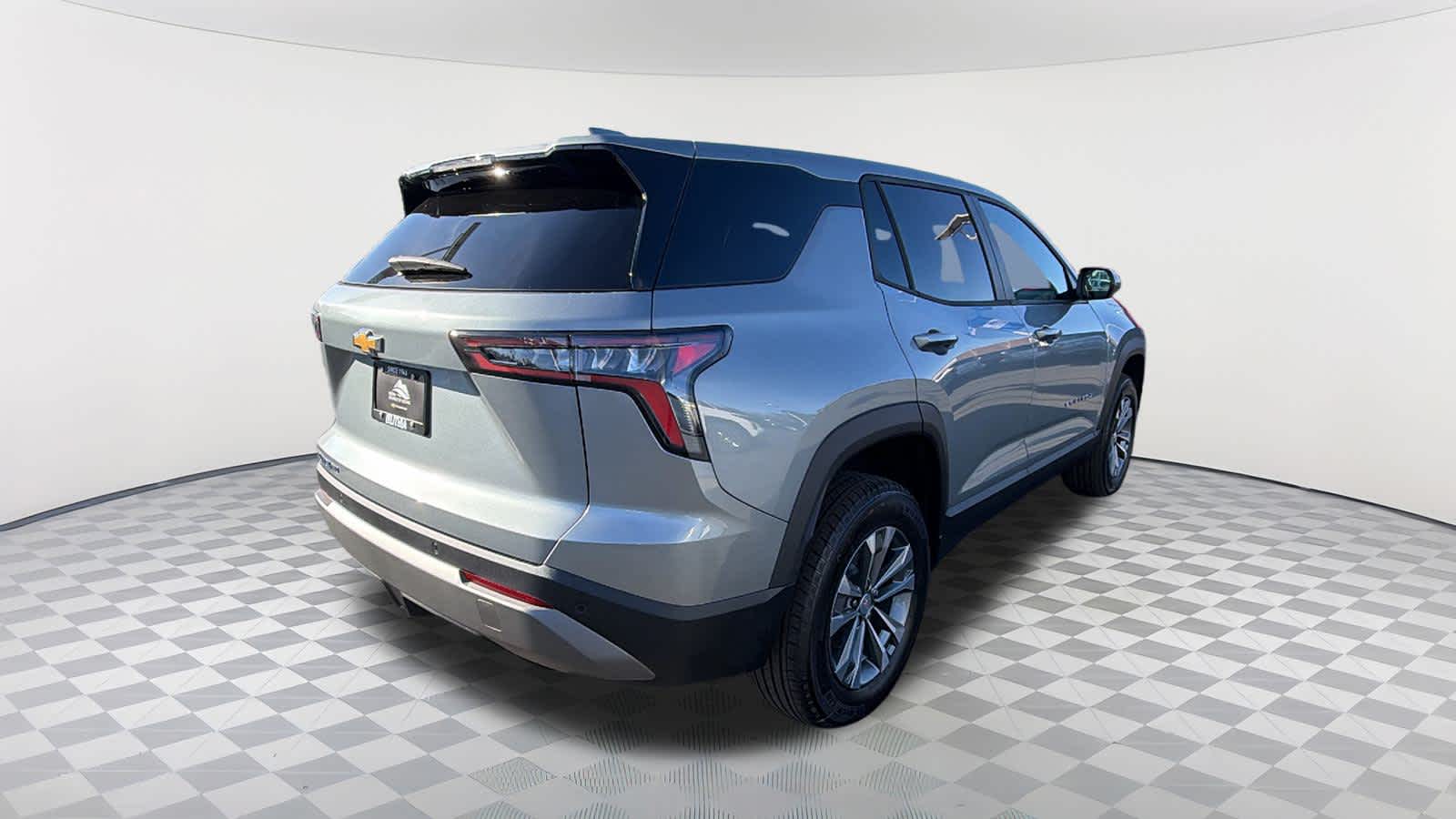 Thumbnail: 2026 Chevrolet Equinox - 5