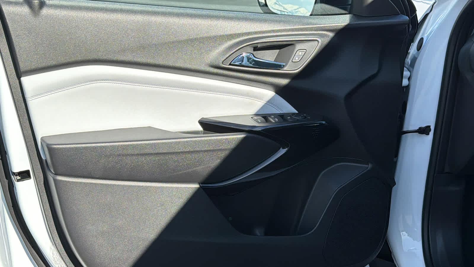 Thumbnail: 2026 Chevrolet Trax - 23