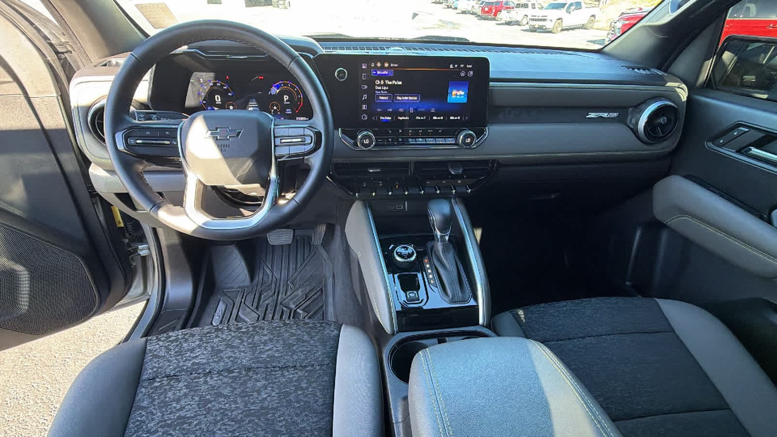 Thumbnail: 2024 Chevrolet Colorado - 18