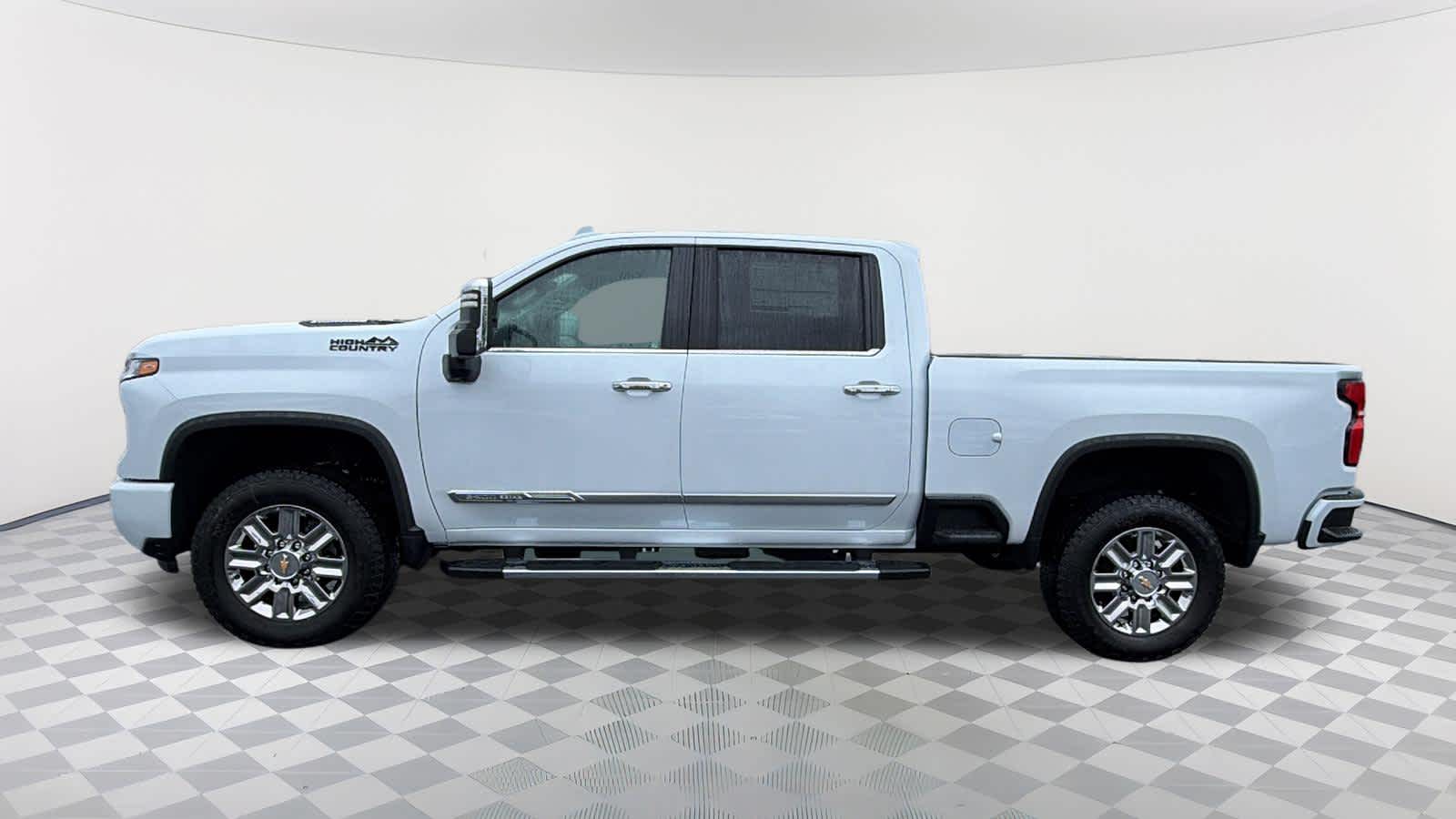 2026 Chevrolet Silverado 2500 HD High Country - Photo 8