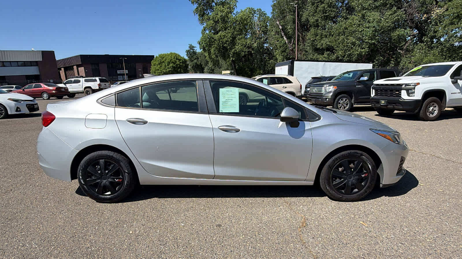 Thumbnail: 2019 Chevrolet Cruze - 4