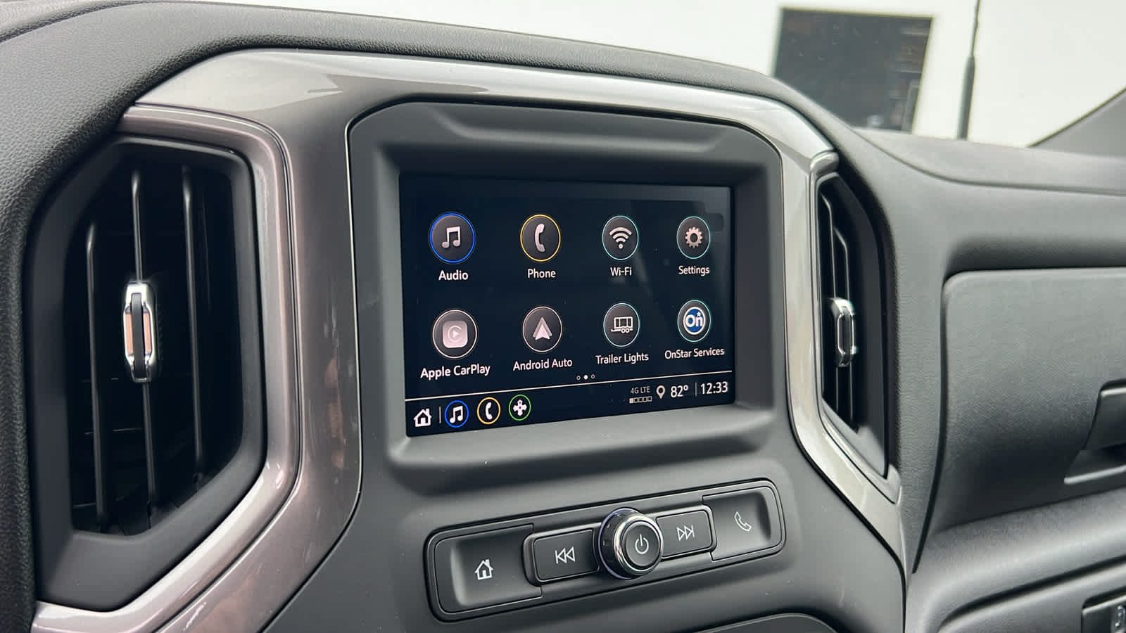 Thumbnail: 2026 Chevrolet Silverado 2500 - 15