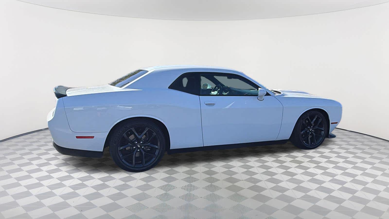 Thumbnail: 2019 Dodge Challenger - 4