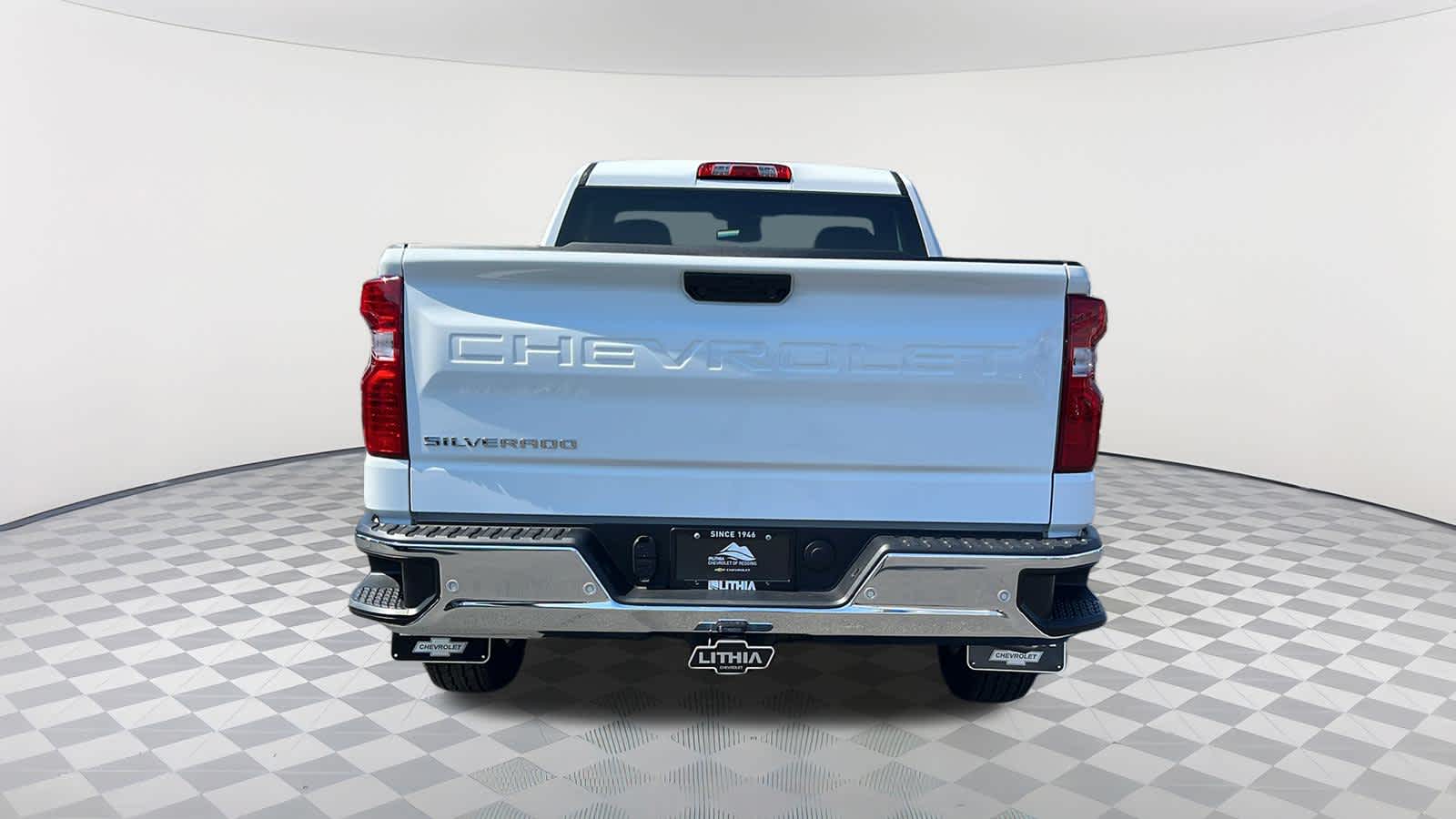 Thumbnail: 2025 Chevrolet Silverado 1500 - 6