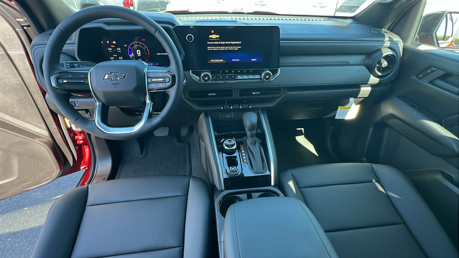 Thumbnail: 2026 Chevrolet Colorado - 26