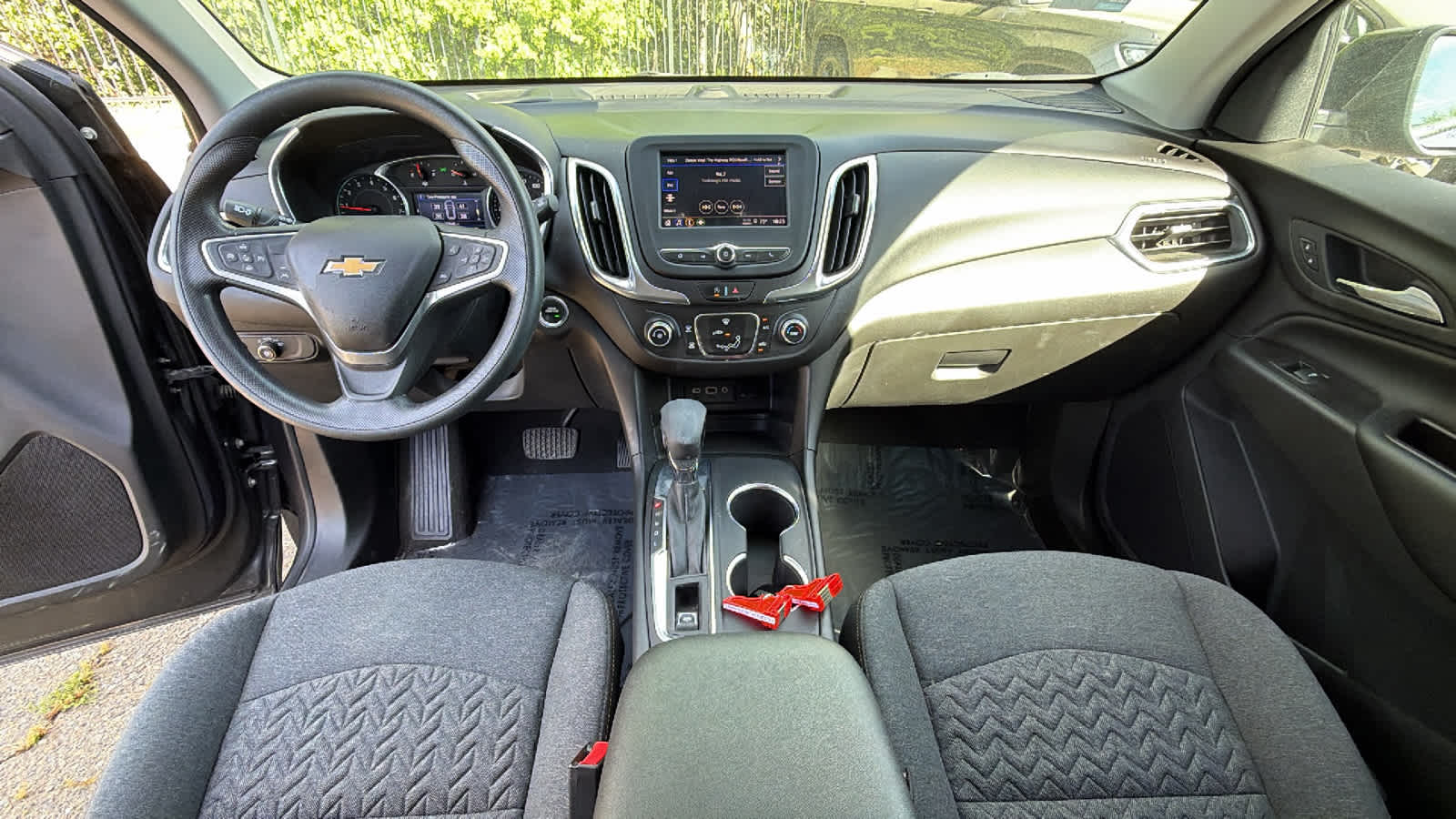 Thumbnail: 2022 Chevrolet Equinox - 18