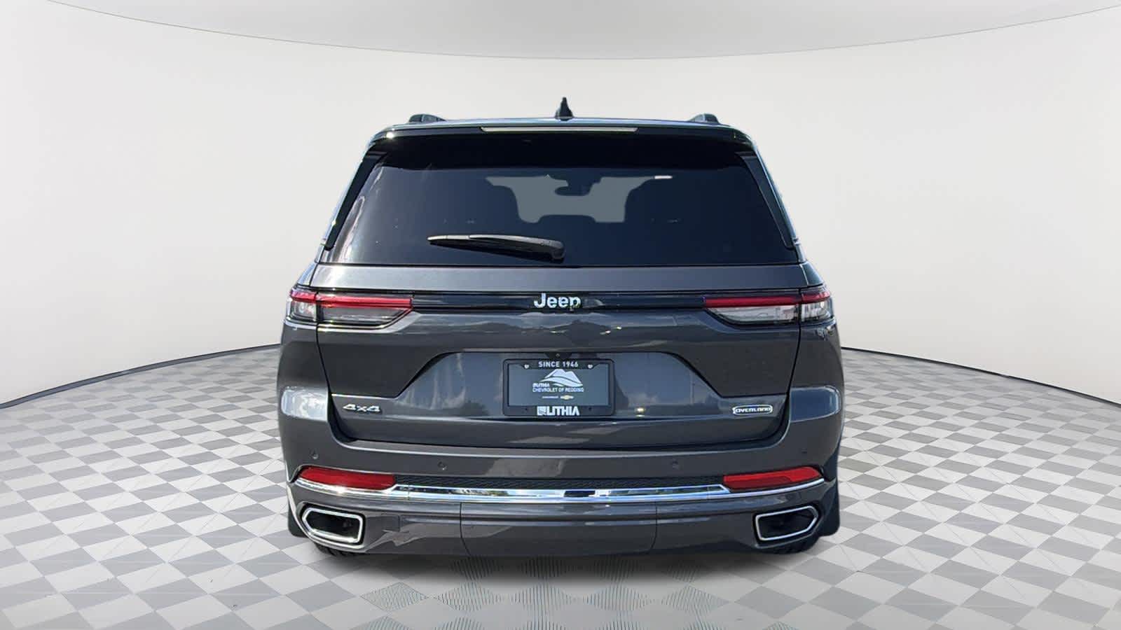 Thumbnail: 2024 Jeep Grand Cherokee - 6