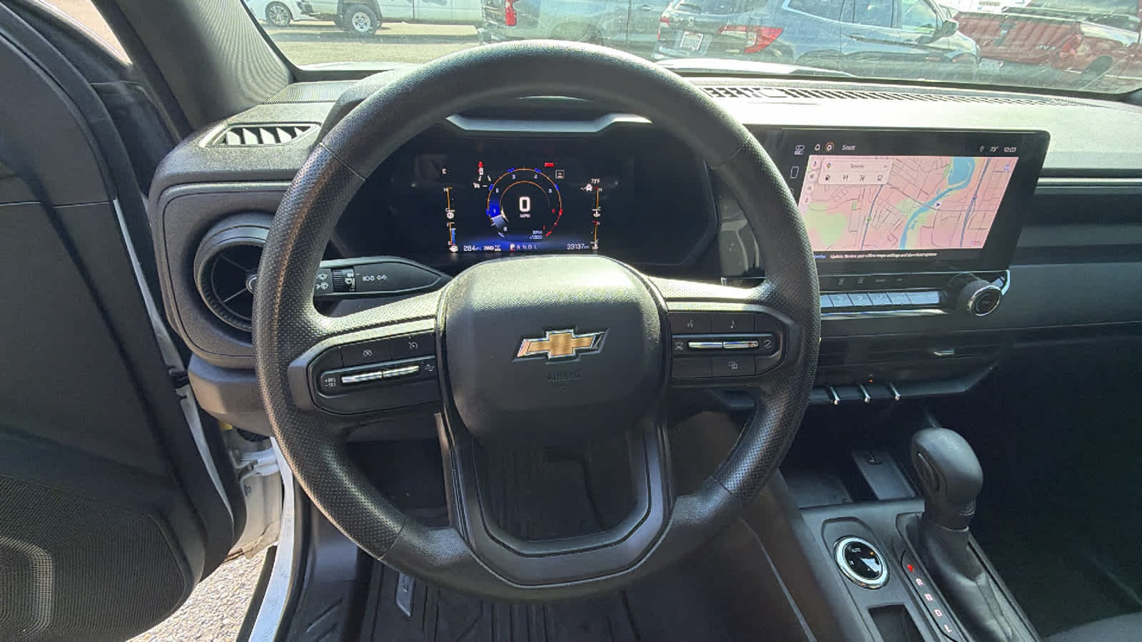 Thumbnail: 2023 Chevrolet Colorado - 15